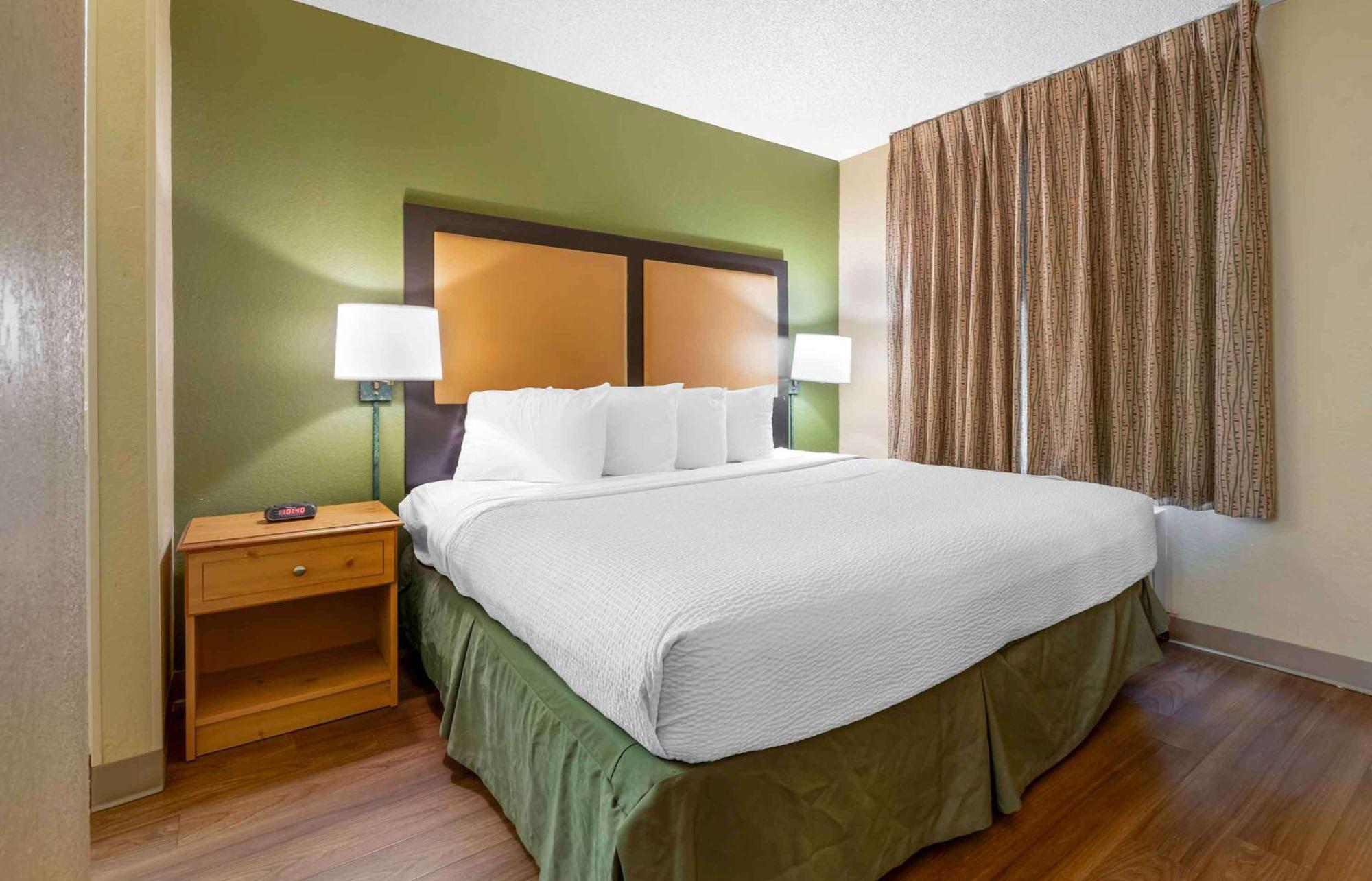 Extended Stay America Select Suites - Jacksonville - Baymeadows Zewnętrze zdjęcie