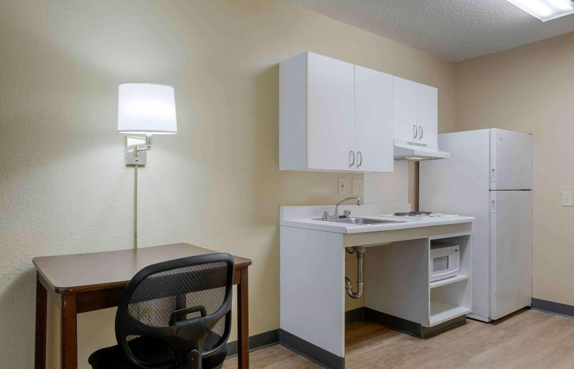 Extended Stay America Select Suites - Jacksonville - Baymeadows Zewnętrze zdjęcie